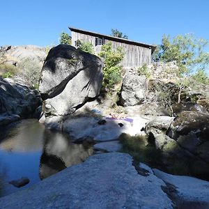 Salto Do Lobo - Montain Houses With Private River Penhas da Saude Exterior photo