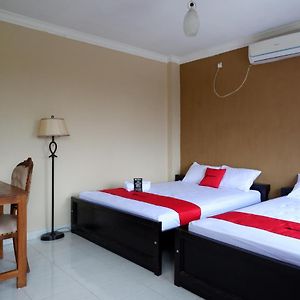 Reddoorz At Telaga Mulya Hotel Wates Yogyakarta Exterior photo