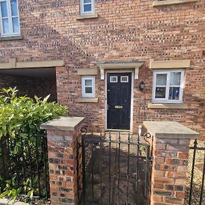 Sunny House Apartment Haydock Exterior photo