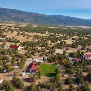 Ranchette Ponderosa - The Timpanogos #1 At Wind Walker Homestead Spring City Exterior photo