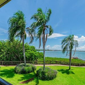 Bahia Paradise Awaits In Bahia Del Mar Villa St. Petersburg Exterior photo