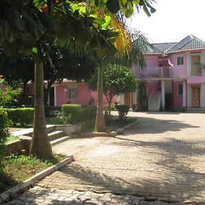 R&R Gardens Hotel Mbale Exterior photo