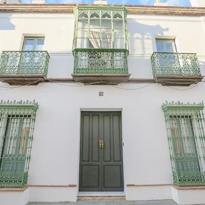 Casa Senorial Con Piscina. Casa Donna Isabel Guest House Penaflor Exterior photo