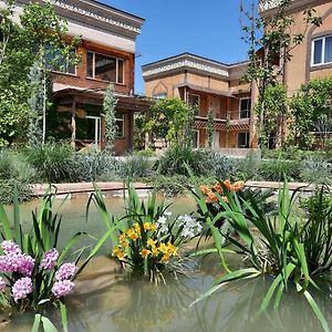 Pan Asiat Hotel Tashkent Exterior photo