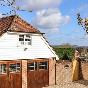 Orchard Retreat Villa Paddock Wood Exterior photo