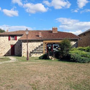 Le Chambery Villa Saint-Junien Exterior photo