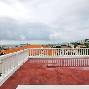 Venance Grand Yer Top Floor Overlooking Rodney Bay Apartment Gros Islet Exterior photo