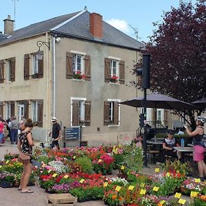 Relax Au Coeur Du Morvan Hotel Ouroux-en-Morvan Exterior photo