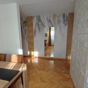 High T Apartment Kraljevo Exterior photo