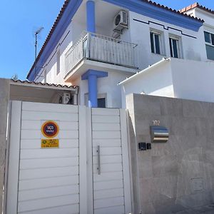 Evens-Goretti House Mairena del Aljarafe Exterior photo
