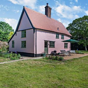 Walnut Cottage - Suffolk Rumburgh Exterior photo