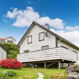 Beautiful Home In Sveio With Wifi Haugesund Exterior photo