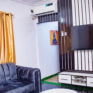 Homely 1-Bed-Apt With 24Hrs Power & Fast Internet Lagos Exterior photo
