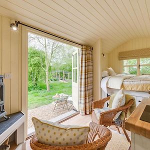 The Orchards Retreat Shepherds Hut Villa St James South Elmham Exterior photo