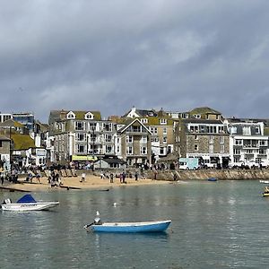 Crows Nest - Panoramic Views Of St Ives Harbour Villa Exterior photo