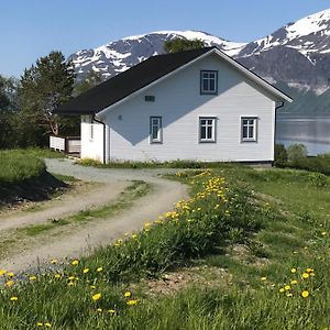 Heggelund Villa Svensby Exterior photo