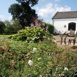 Central Scotland Country Side With Outdoor Bbq Hut Villa Strathaven Exterior photo