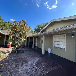 Lovely 2 Bedroom Apartment Port Richey Exterior photo