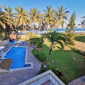 Stunning Oceanfront Villa In Cabarete, Dominican Republic Puerto Plata Exterior photo