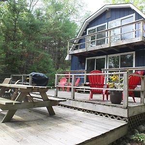 Cub Hill Chalet - Private Lakefront With Spa! Kalkaska Exterior photo