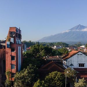 Piturooms Salatiga Exterior photo