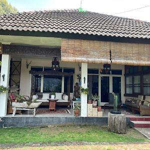 Omah Ndeso Villa Pandakan Exterior photo