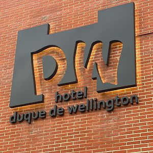 Duque De Wellington Hotel Vitoria-Gasteiz Exterior photo