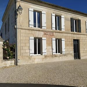 Gite Modes Et Cafe Bed & Breakfast Epargnes Exterior photo