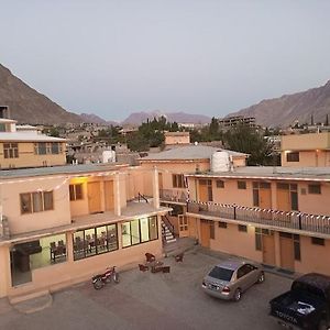 Bab E Gilgit Inn Exterior photo