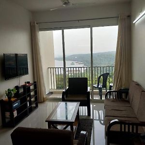 Sea View With Balcony Dabolim Exterior photo