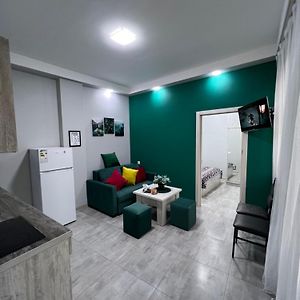 Cosy Apartment With Good Location Self Check In Yerevan Exterior photo