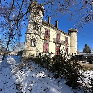 Le Chateau Giat Bed & Breakfast Exterior photo