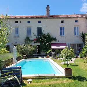 La Gueriniere La Moulidart Bed & Breakfast Chateauneuf-sur-Charente Exterior photo