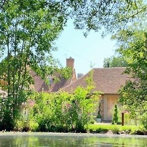 Cloth Hall Barn & Cottages Smarden Exterior photo