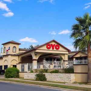 Oyo Hotel Mcallen Airport South Exterior photo