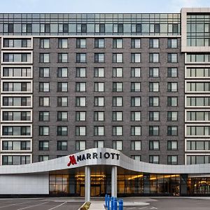 Marriott New York Jfk Airport Hotel Exterior photo