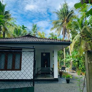 White Heaven Villa Unawatuna Exterior photo