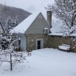 Ludvov Dom Villa Tajov Exterior photo