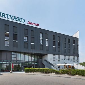 Courtyard By Marriott Basel Hotel Pratteln Exterior photo