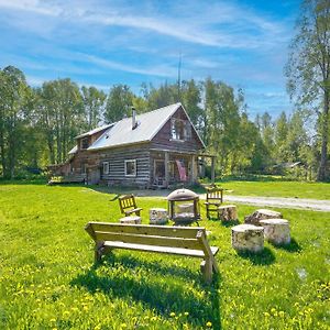 Historic Century-Old Cabin In Downtown Hope Apartment Exterior photo