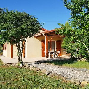 Tidy Bungalow With Dishwasher On A Green Domain Villa Quillan Exterior photo