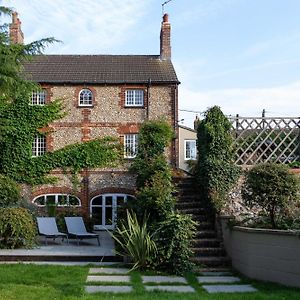 Relax, Unwind And Enjoy Village Life.... Castle Acre Exterior photo