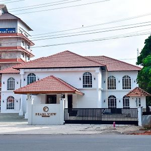 The Pearl View Hotel Mulappilangad Exterior photo