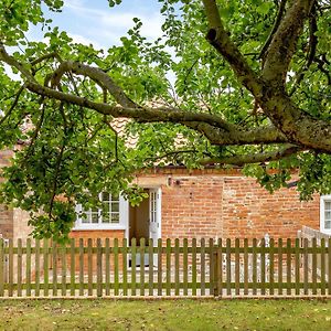 The Croft Villa Laneham Exterior photo