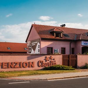 Penzion Charlie Hotel Mohelnice Exterior photo