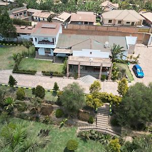 Riverside Resort Hotel Kabale Exterior photo