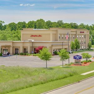 Hampton Inn Auburn Exterior photo