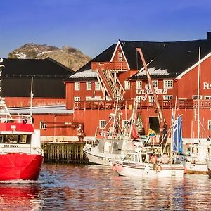 Finnholmen Brygge Henningsvaer Exterior photo