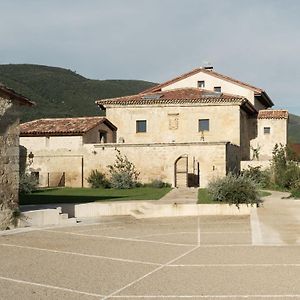 El Priorato De Trespaderne Hotel Exterior photo