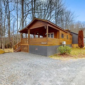 Mountain River Villa Linville Falls Exterior photo